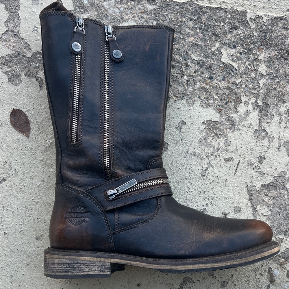 Like new Harley-Davidson Dark Brown Leather Boots - Picture 2 of 16